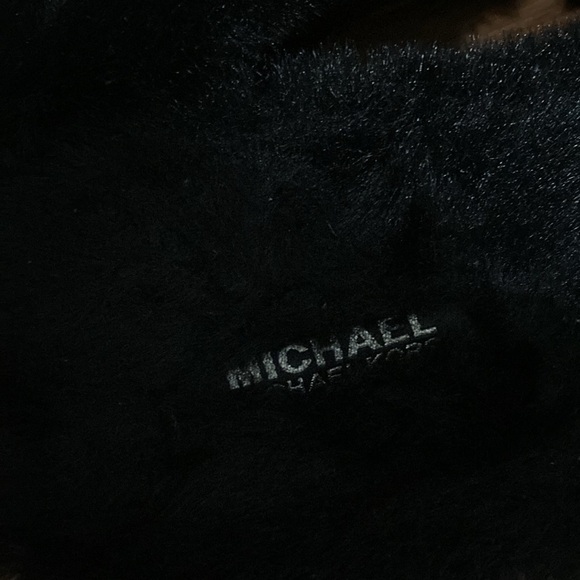 Michael Kors Alfie Faux Fur Platform Slide Black/Silver Size 10M NWT - Picture 3 of 9